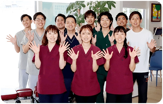 スタッフ集合写真